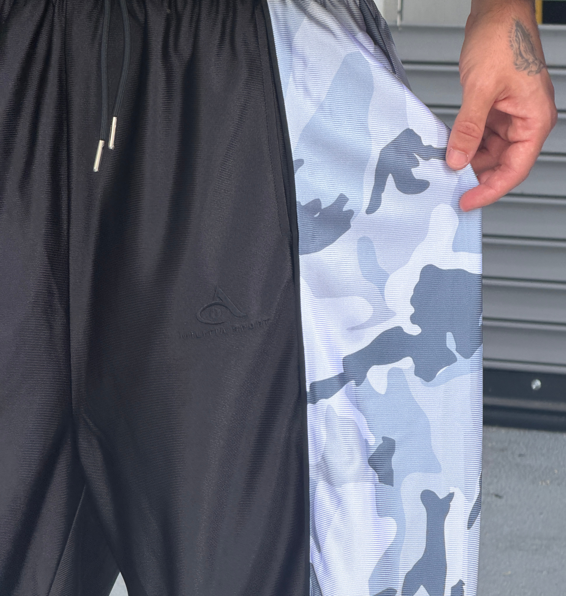 07' GAME DAY SWEATS