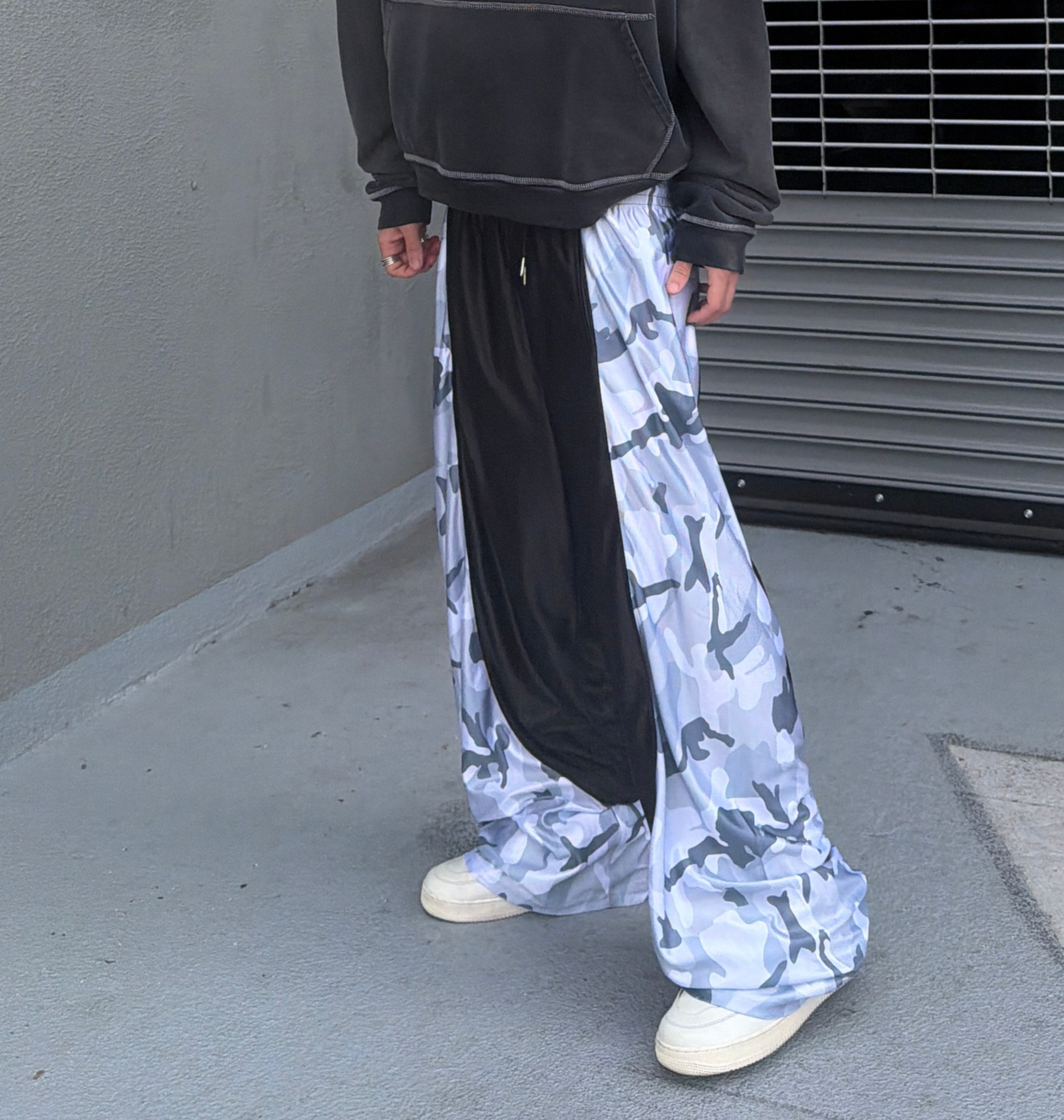 07' GAME DAY SWEATS