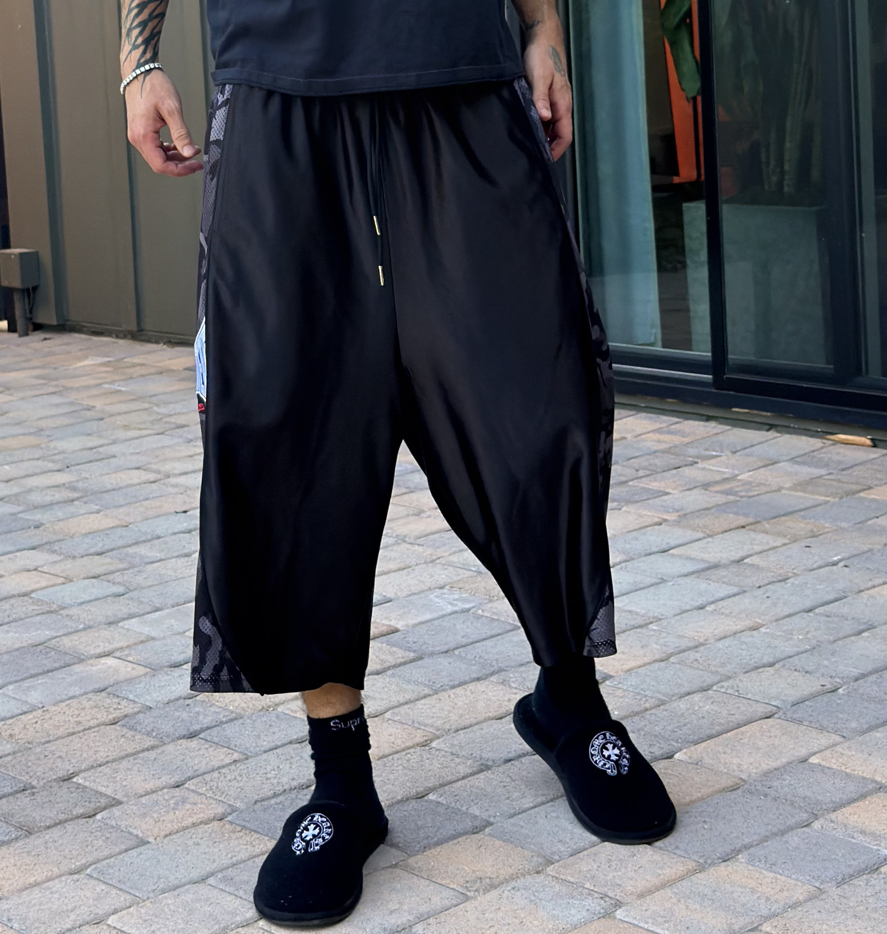 TAPOUT SHORTS