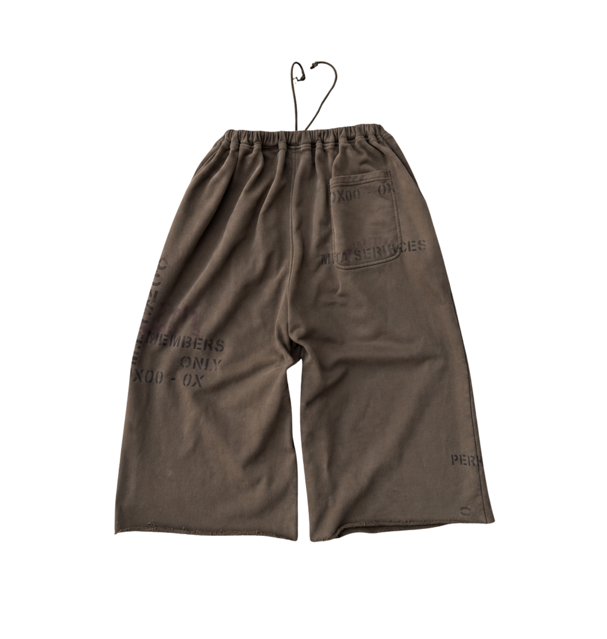 STANDARD ISSUE 3/4 SWEAT SHORTS (Tobacco)