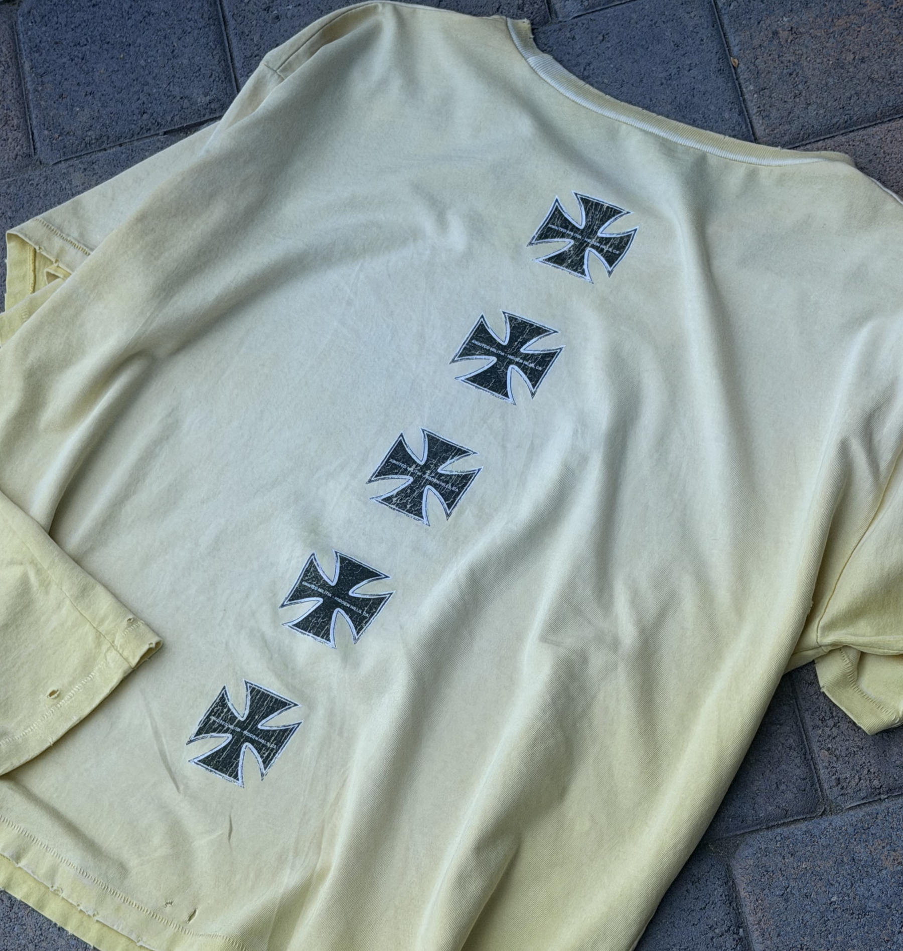 IRON SPINE TEE